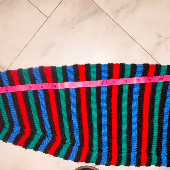 Unisex Hand Knit Sweater - Picture 6 of 6